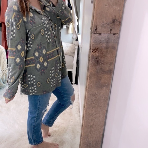 Fantastic Fawn boho long sleeve top size Medium - Picture 3 of 10